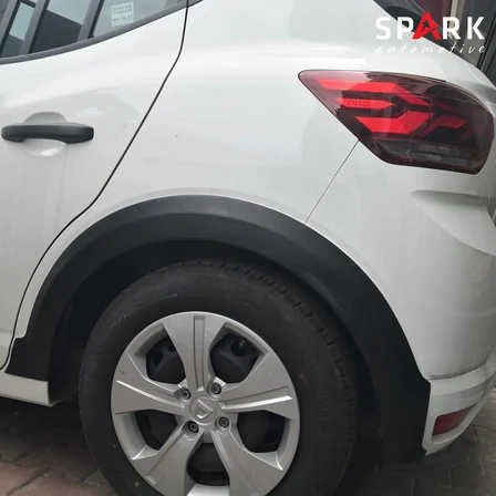 Dacia Sandero 2021- Yılı ve Sonrası Uyumlu Çamurluk Dodik 4 Parça