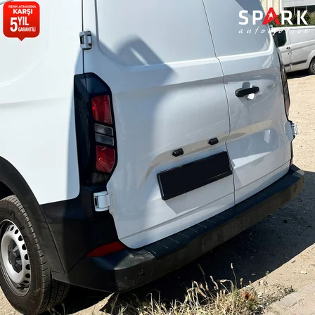 Ford Custom 2023- Yılı ve Sonrası Uyumlu Arka Tampon Eşiği Mat
