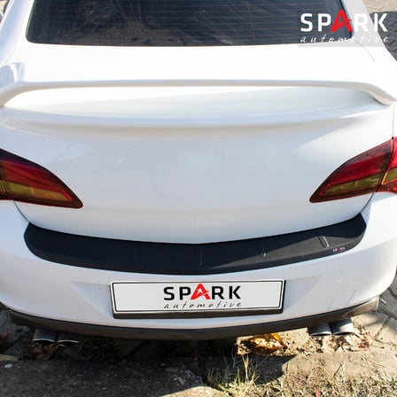 Opel Astra J Sedan 2012-2018 Yıl Aralığı Uyumlu Arka Tampon Eşiği Mat