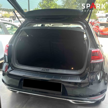 Volkswagen Golf 7 2013-2021 Yıl Aralığı Uyumlu Arka Tampon Eşiği Mat