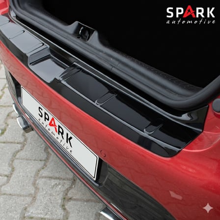 Renault Clio 4 2012-2020 Yıl Aralığı Uyumlu Arka Tampon Eşiği Parlak