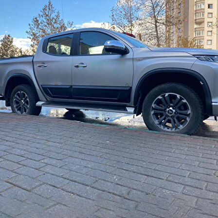 Mitsubishi L200 2019- Yılı ve Sonrası Uyumlu Kapı Dodik 4 Parça İnce Model