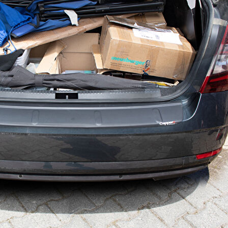 Skoda Octavia 2013 Yılı Ve Sonrası Uyumlu Arka Tampon Eşiği Mat