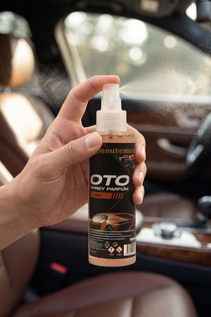 Amber Esintisi 150 ml Oto Parfümü – Zarif, Sıcak ve Kalıcı Bir Etki
