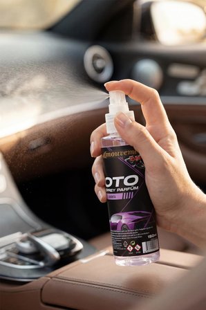 Lavanta Bahçesi 150 ml Oto Parfümü – Rahatlatıcı ve Ferah Bir Yol Arkadaşı