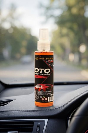 Çilek Aroması 150 ml Oto Parfümü – Tatlı ve Enerjik Bir Ferahlık
