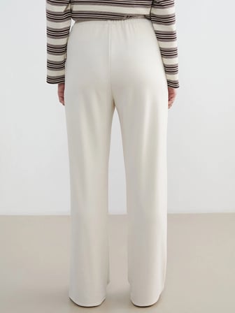 LCW Modest Bej Beli Lastikli Soft Touch Kadın Eşofman Altı