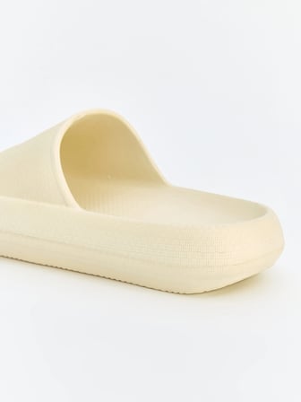 LCW STEPS Bej Tek Bantlı Kadın Terlik