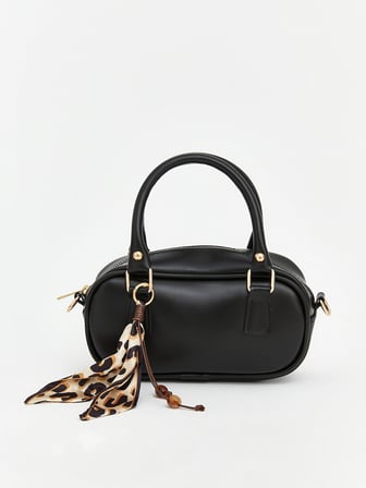 LCW ACCESSORIES Siyah Deri Görünümlü Fularlı Kadın Omuz Çantası