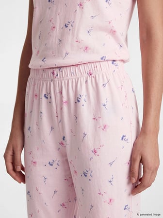 LCW DREAM Pembe V Yaka Çiçekli Kadın Pijama Takım