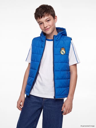 LCW Kids Mavi Kapüşonlu Real Madrid Nakışlı Erkek Çocuk Şişme Yelek