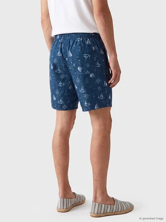 LCW SWIMWEAR Lacivert Diz Hizası Boy Desenli Erkek Deniz Şortu