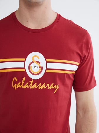 LC WAIKIKI Kırmızı Standart Kalıp Galatasaray Baskılı Erkek Pijama Takım