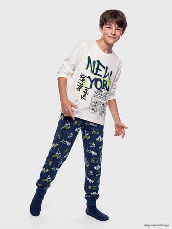 LCW Kids Ekru New York Baskılı Erkek Çocuk Pijama Takım