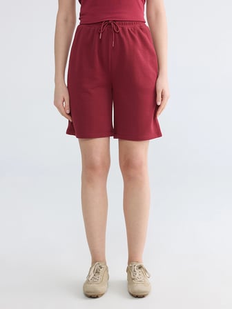 LCWAIKIKI Basic Bordo Beli Lastikli Kadın Şort