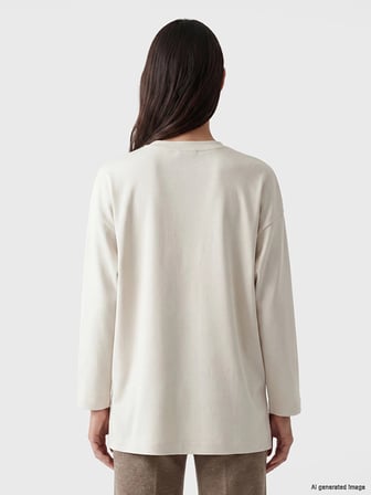 LCW EVERYDAY Bej Bisiklet Yaka Soft Touch İşlemeli Bluz