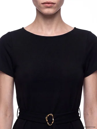 LCW Comfort Siyah Bisiklet Yaka Beli Kemerli Kloş Elbise