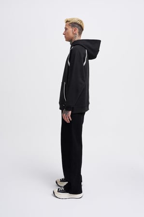 Erkek Crochet Embroidered Kapüşonlu Sweatshirt Siyah