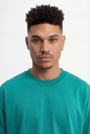 Erkek Basic Super Pamuklu Oversize Tişört Benetton Yeşili