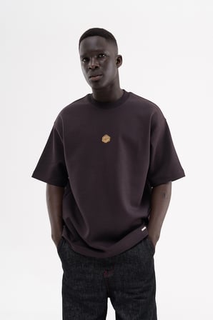 Erkek Seal Baskılı Double Face Oversize Tişört Koyu Kahverengi