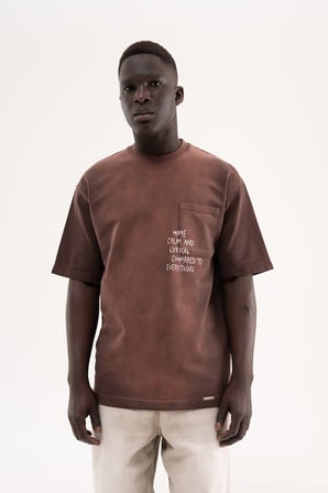 Erkek Printed Pocket Tee Oversize Tişört Koyu Kahverengi