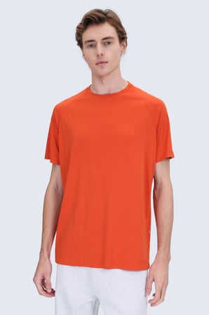 Kırmızı Regular Fit Bisiklet Yaka Reglan Kol Tişört | XL