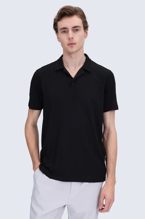 Siyah Regular Fit  Apaş Yaka Tişört | M