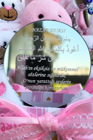 Kız Bebek Hoş Geldin Hediye Kutusu – Nazar Dualı Aynalı Peluş Ayıcık, Tavşan ve Peluşlu Yeni Doğan Bebek Hediyesi