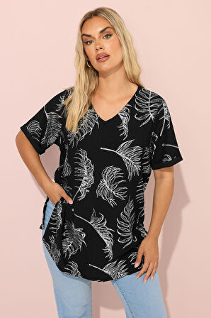 Büyük Beden Kısa Kollu Bisiklet Yaka Baskılı Yırtmaçlı Uzun T-shirt 303780