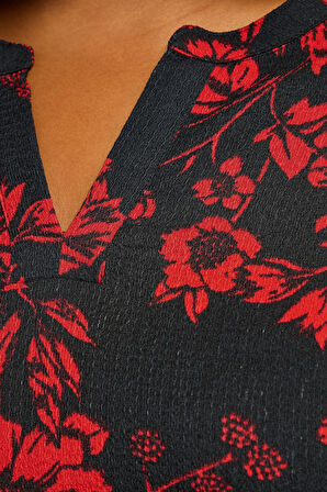 Büyük Beden Kısa Kollu V Yaka Baskılı T-shirt 304204