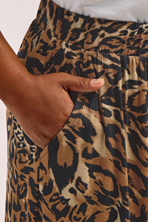 Büyük Beden Beli Lastikli Bol Paça Leopar Desenli Cepli Pantolon 304271