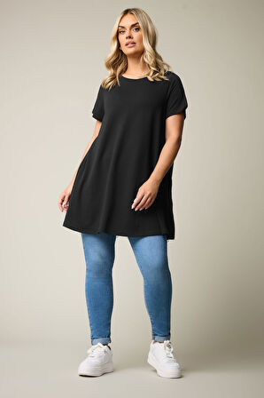 Büyük Beden Bisiklet Yaka Kısa Kollu Bürümcük Kumaş Uzun T-shirt 304000