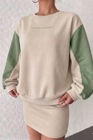 Rahat Kesim Slogan Baskılı Şardonlu Oversize Sweatshirt