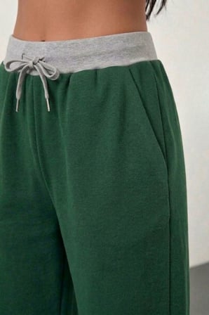 Bel Kaşkorse Detaylı Bol Paça Rahat Şardonsuz Eşofman Altı