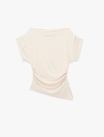 Slim Fit Asimetrik Kesim Kayık Yaka Omzu Açık Kısa Kollu Viskon Bluz