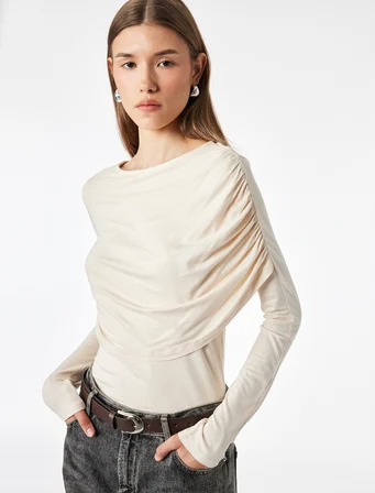 Viskon Slim Fit Drape Detaylı Bisiklet Yaka Uzun Kollu Bluz