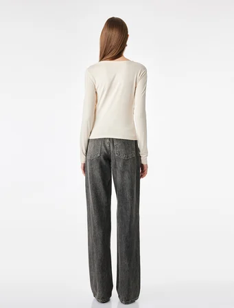 Viskon Slim Fit Drape Detaylı Bisiklet Yaka Uzun Kollu Bluz