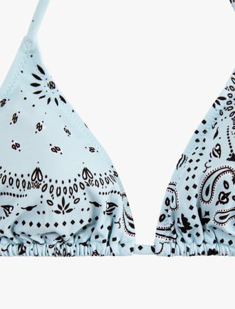 Halter Yaka Şal Desenli Üçgen Bikini Üstü