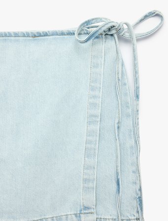 Rahat Kalıp Bağlama Detaylı Pamuklu Mini Denim Şort Etek