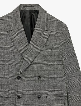 Uzun Kollu Viskon Karışımlı Cepli Düğmeli Kruvaze Yaka Blazer Ceket