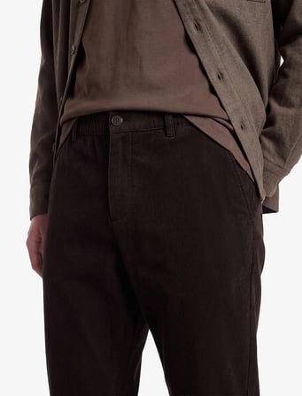Viskon Karışımlı Cepli Beli Lastikli Düğmeli Slim Fit Pileli Kumaş Pantolon