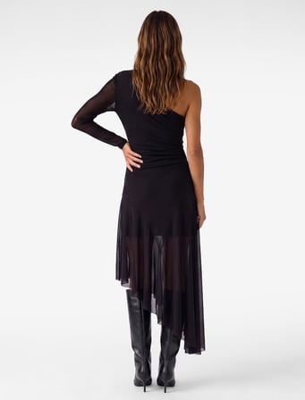 Asimetrik Kesim Drape Detaylı Volümlü Uzun Kollu Tek Omuz Tül Elbise