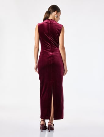 Slim Fit Bodycon Drapeli Hafif Dik Yaka Yırtmaçlı Kolsuz Midi Boy Kadife Elbise