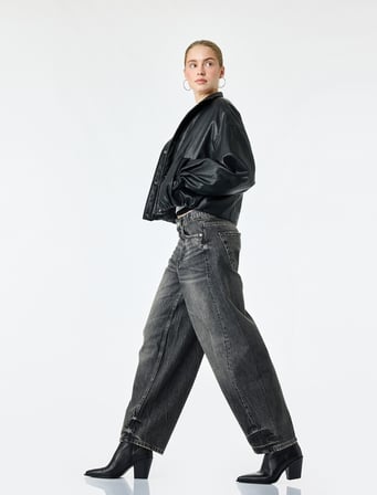 Yıkamalı Dikiş Detaylı Düğmeli Rahat Kalıp Balon Fit Barrel Denim Pantolon - Barrel Jeans