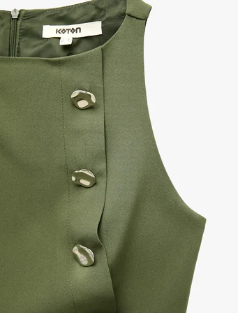 Slim Fit Kolsuz Kayık Yaka Önden Mücevher Düğmeli Yelek