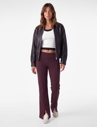 Modal Karışımlı Nervürlü Slim Fit Pantolon