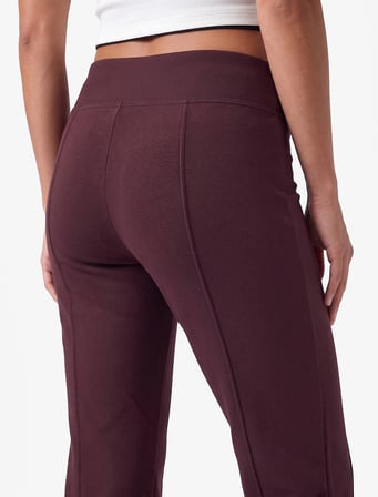 Modal Karışımlı Nervürlü Slim Fit Pantolon