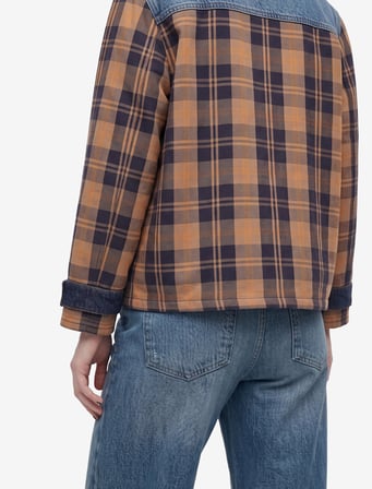 Yıpratma Detaylı Cepli Düz Paça Normal Bel Denim Pantolon  - Straight Fit Jeans