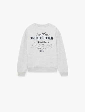 Yıldız Detaylı Arkası Baskılı Uzun Kollu Bisiklet Yaka Sweatshirt