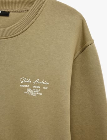 Uzun Kollu Üç İplik Şardonlu Bisiklet Yaka Baskılı Sweatshirt